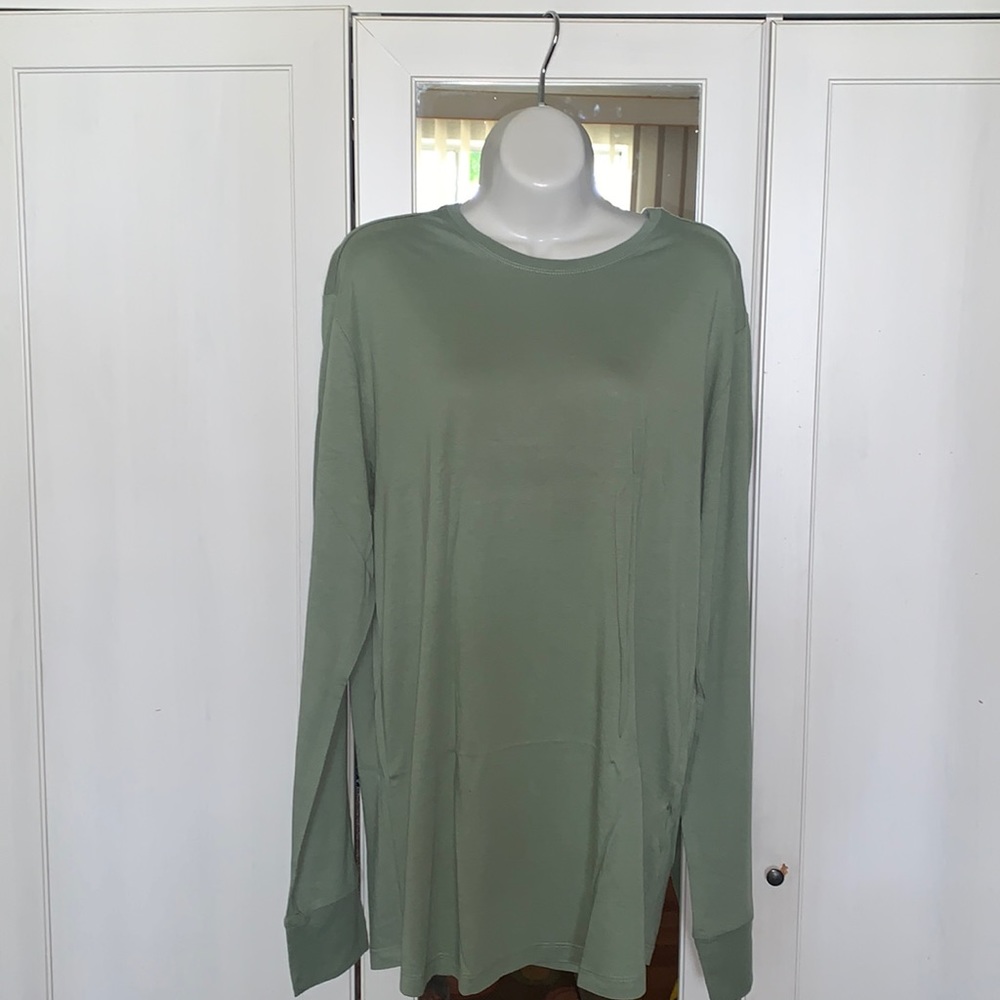 NWOT Sweat Tailor Long Sleeve Tee